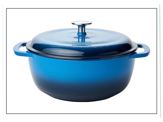 An image of a blue dutch oven